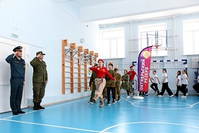   -  " 2.0" (24-28  2025 )